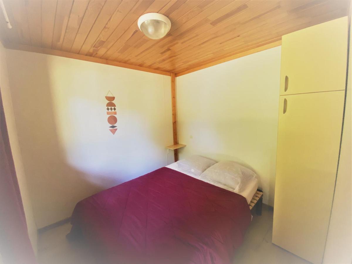 Camping Familial Les Chalets D'Uza Екстериор снимка