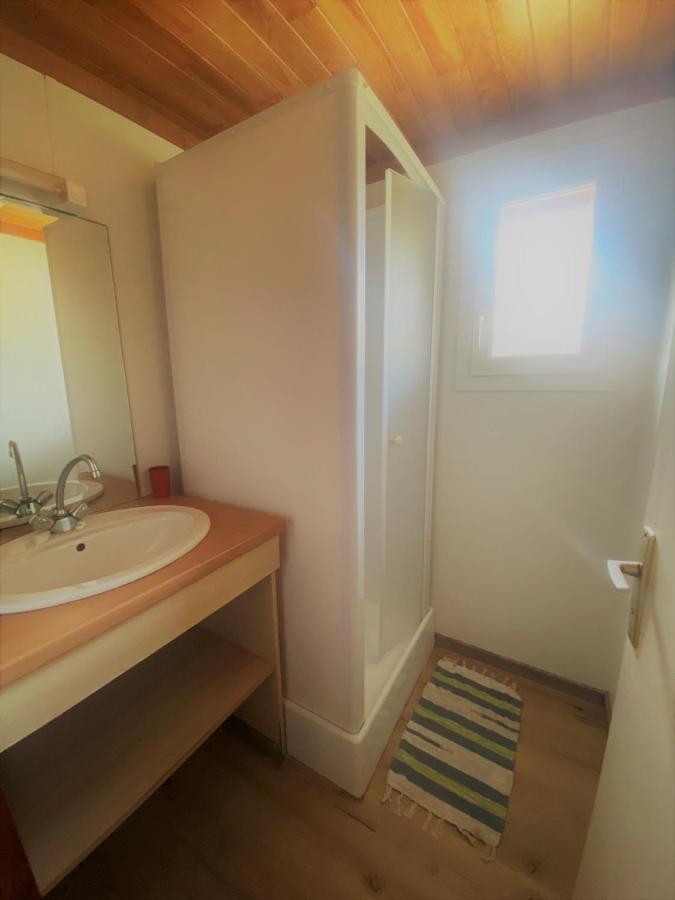 Camping Familial Les Chalets D'Uza Екстериор снимка