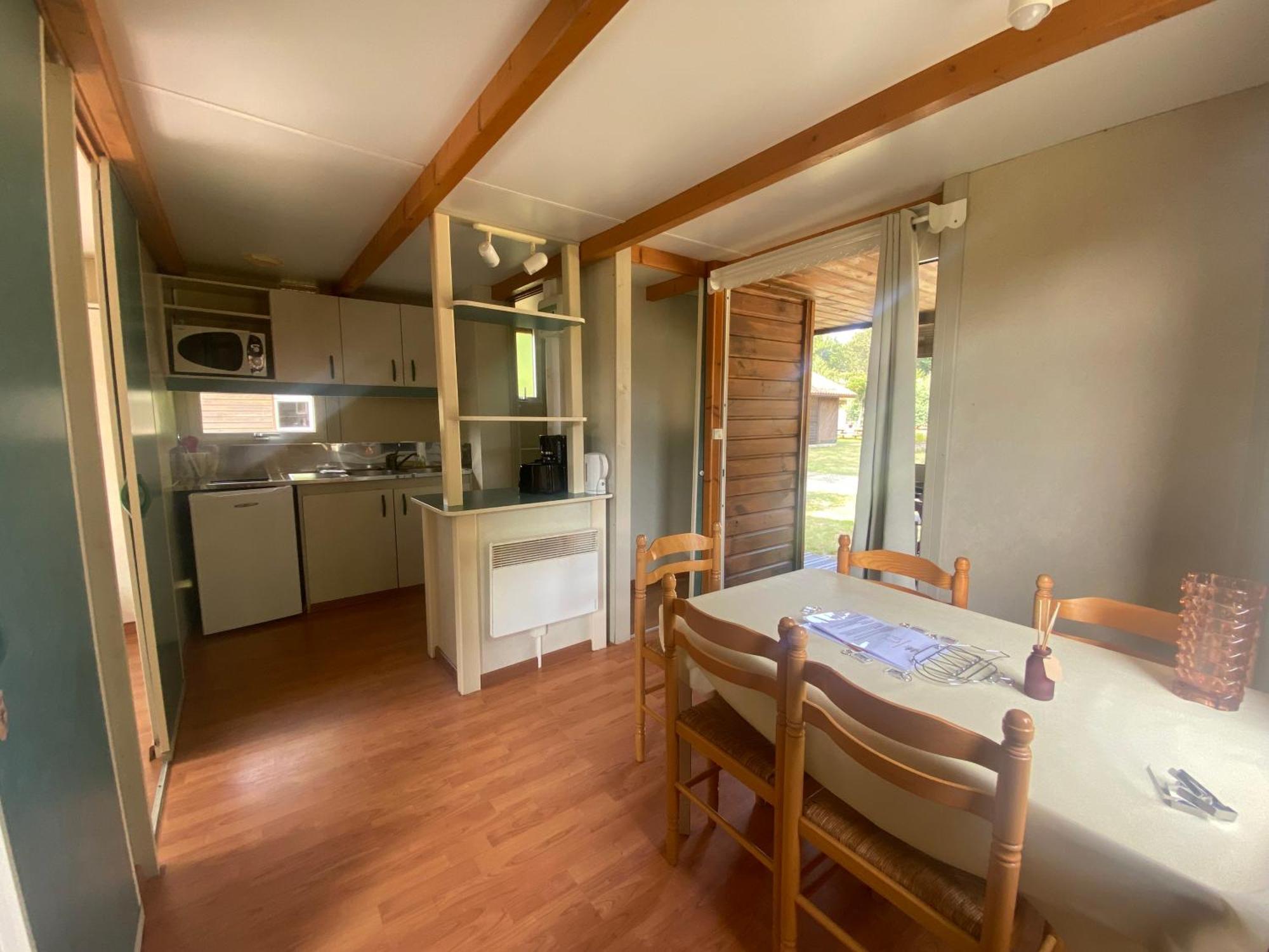Camping Familial Les Chalets D'Uza Екстериор снимка